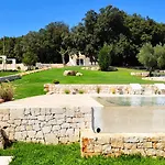 Feriehus Borgo Petra - With Heated Pool Cisternino