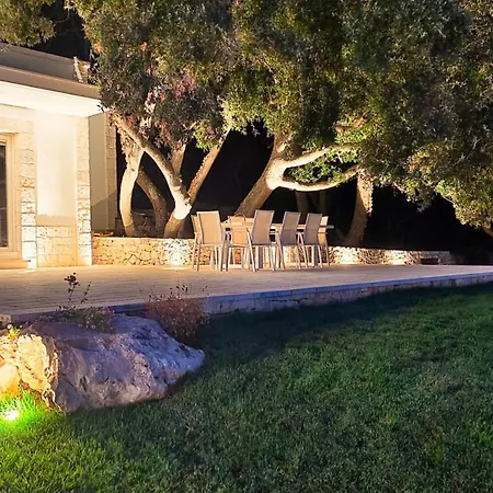 Borgo Petra - With Heated Pool Semesterbostad *