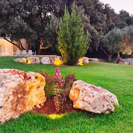 Semesterbostad Borgo Petra - With Heated Pool Cisternino