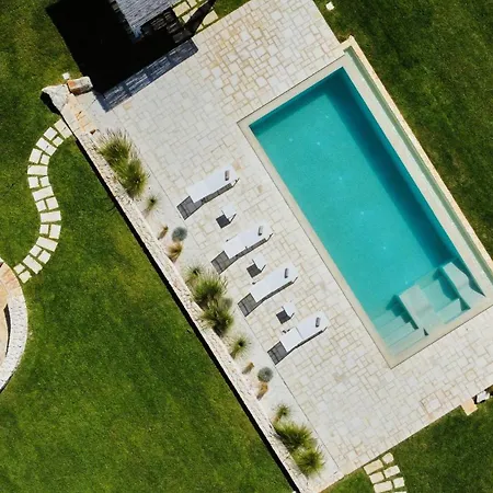 Feriehus Borgo Petra - With Heated Pool *