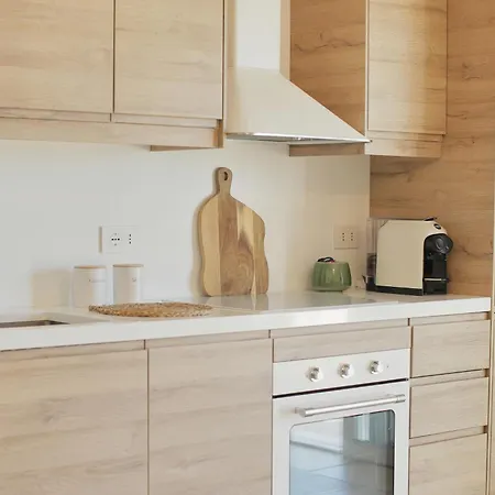 Semesterbostad Borgo Petra - With Heated Pool