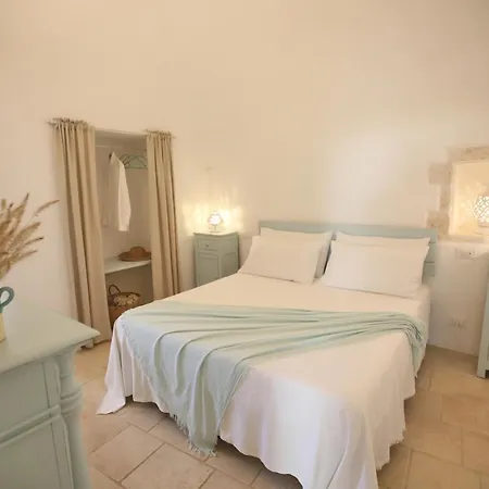 Semesterbostad Borgo Petra - With Heated Pool Cisternino