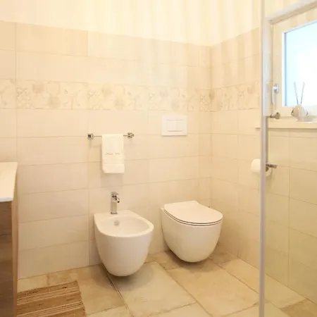 Borgo Petra - With Heated Pool Semesterbostad