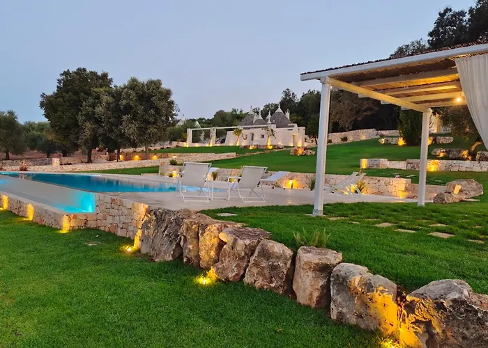 Borgo Petra - With Heated Pool Feriehus