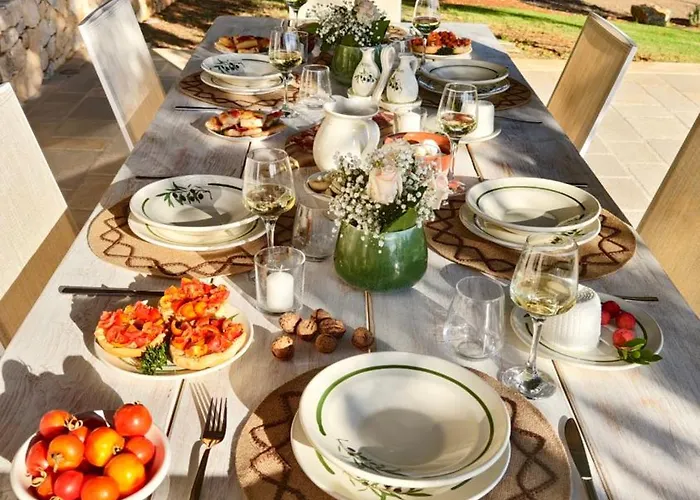 Feriehus Borgo Petra - With Heated Pool *